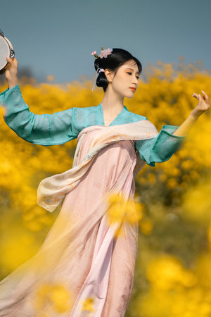 她让伴侣用舌头表达爱意